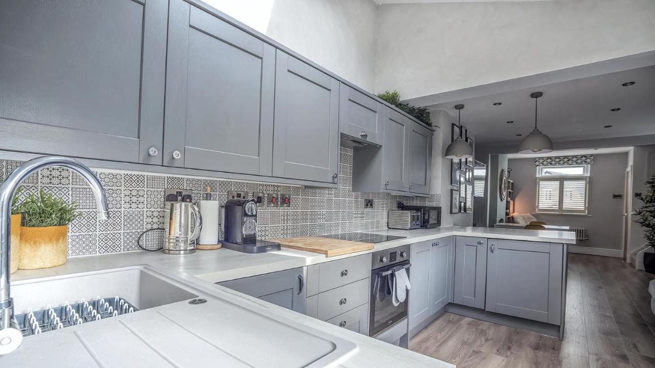 Willa Modern 3-Bed House On Tarporley High Street Zewnętrze zdjęcie