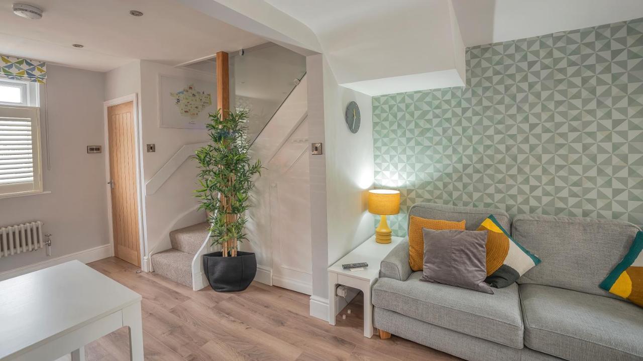Willa Modern 3-Bed House On Tarporley High Street Zewnętrze zdjęcie